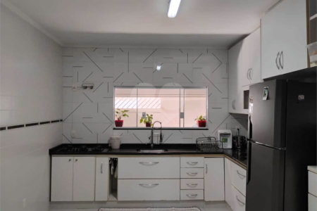 Casa à venda com 4 quartos, sendo 1 suíte,  em Jardim Ermida II, Jundiaí, SP