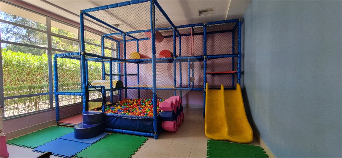 Apartamento à venda com 3 suítes em Jardim Londrina, São Paulo, SP