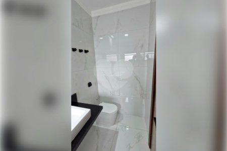 Casa à venda com 3 quartos, sendo 1 suíte, no condomínio Horto Florestal Villagio, Sorocaba - SP