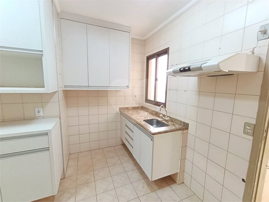 Apartamento à venda com 3 quartos, sendo 1 suíte, no Centro, Ribeirão Preto, SP