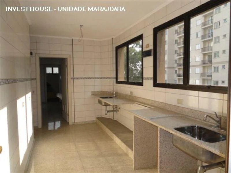 Apartamento à venda com 4 quartos, sendo 3 suítes,  em Vila Andrade, São Paulo, SP