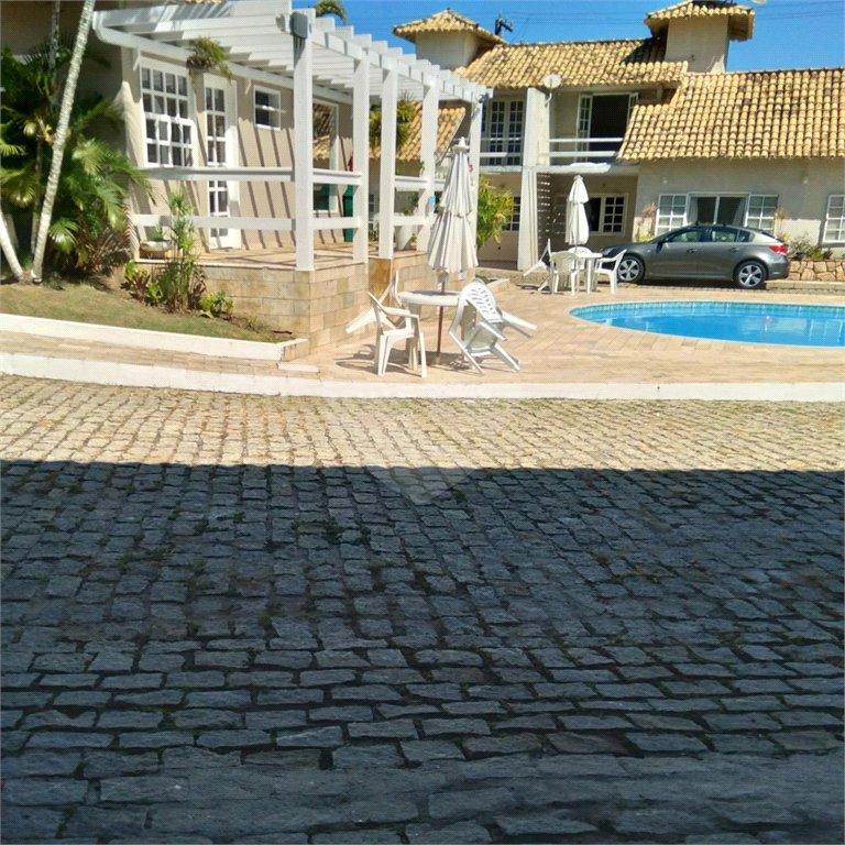 Casa em condomínio à venda com 2 quartos, sendo 1 suíte,  em Alto de Búzios, Armação dos Búzios, RJ