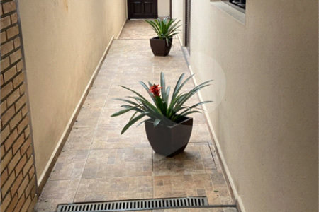 Sobrado à venda com 3 quartos, sendo 1 suíte,  em Vila Suissa, Mogi das Cruzes, SP
