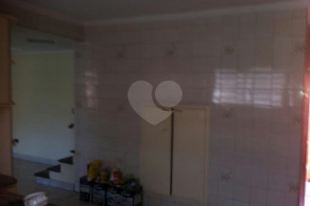 Sobrado à venda com 3 quartos, sendo 1 suíte, em Chora Menino, São Paulo, SP