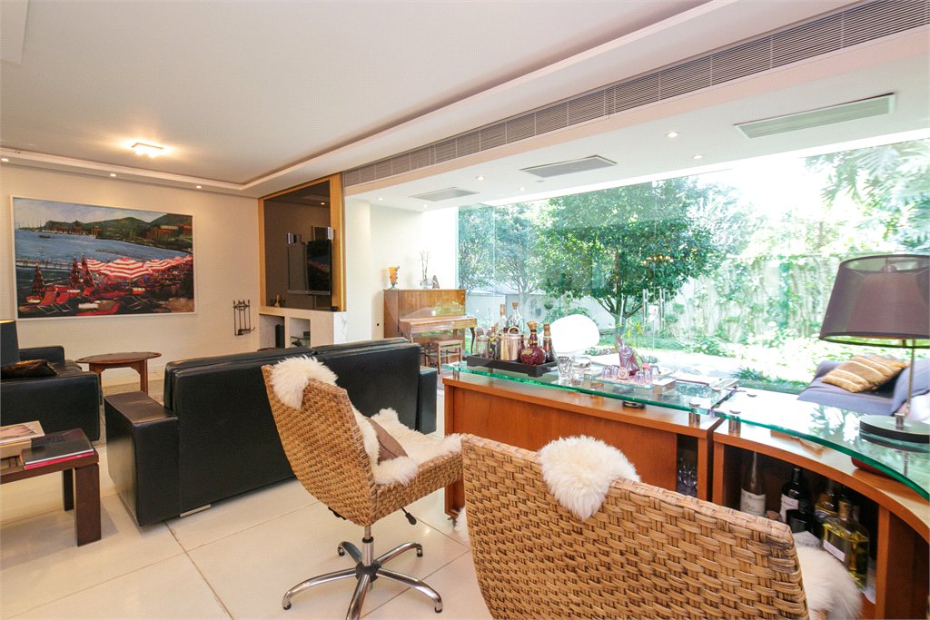 Casa Térrea à venda com 5 suítes em Alto da Boa Vista, São Paulo, SP