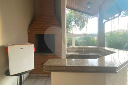 Casa à venda com 3 quartos, sendo 4 suítes,  no condomínio Estância Marambaia, Vinhedo - SP
