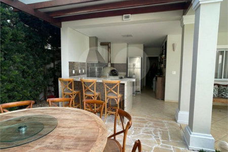 Casa à venda com 3 suítes no condomínio Villagio Di Verona, Vinhedo - SP