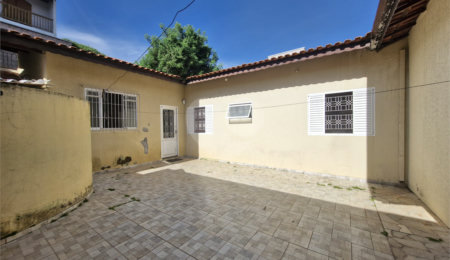 Casa à venda com 3 quartos, sendo 1 suíte,  em Bosque, Vinhedo, SP