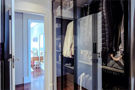 Apartamento à venda com 4 quartos, sendo 3 suítes, em Vila Romana, São Paulo, SP