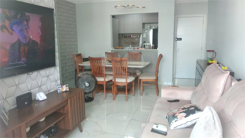 Apartamento à venda com 3 quartos, sendo 1 suíte, em Jardim Vera Cruz, Sorocaba, SP