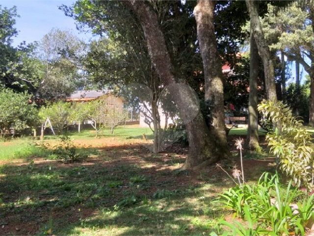 Sítio à venda com 4 quartos, sendo 2 suítes,  em Chácara Real (caucaia do Alto), Cotia, SP