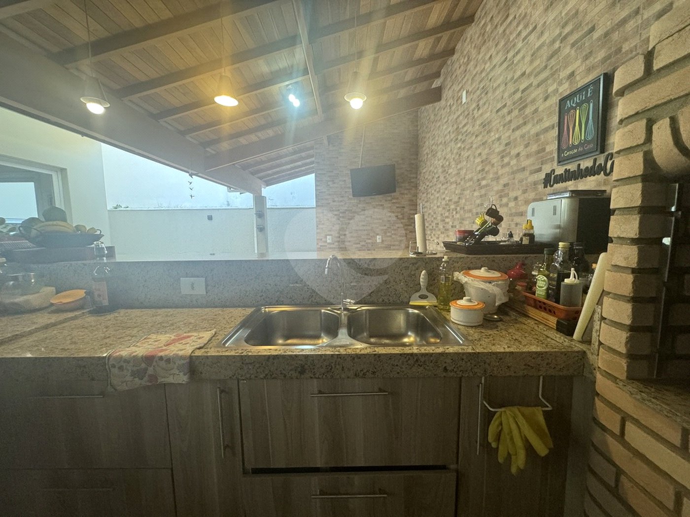 Casa à venda com 3 suítes no condomínio Lago da Serra, Araçoiaba da Serra - SP