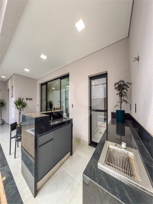 Casa à venda com 3 suítes no condomínio Jardim Residencial Dona Maria José, Indaiatuba - SP