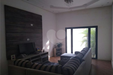 Casa à venda com 2 quartos, sendo 1 suíte,  em Mogi Moderno, Mogi das Cruzes, SP