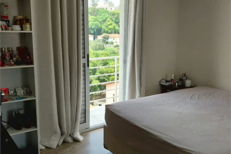 Casa à venda com 5 quartos, sendo 2 suítes,  em Jardim Bonfiglioli, São Paulo, SP