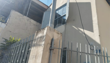 Sobrado à venda com 2 quartos em Parada Inglesa, São Paulo, SP