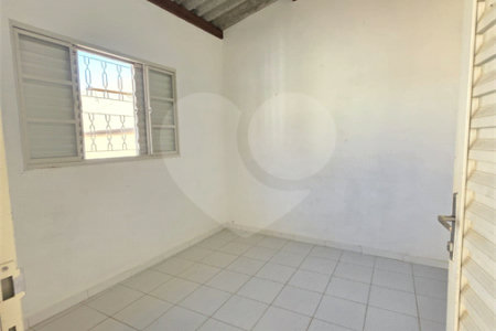 Casa à venda com 3 quartos, sendo 2 suítes, em Jardim Santo Antônio, Valinhos, SP