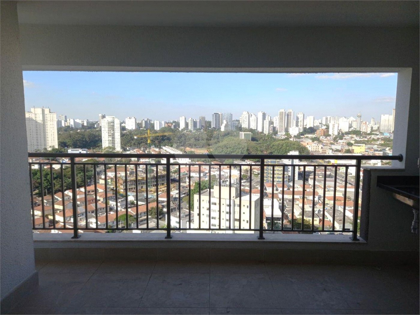 Apartamento à venda com 3 suítes em Jardim Caravelas, São Paulo, SP