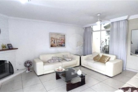 Casa à venda ou para alugar com 4 quartos, sendo 1 suíte, em Jardim Messina, Jundiaí, SP