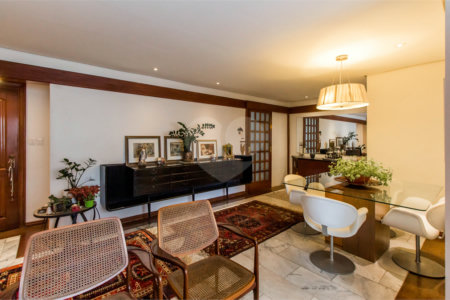 Apartamento à venda com 3 quartos, sendo 1 suíte, em Santo Amaro, São Paulo, SP
