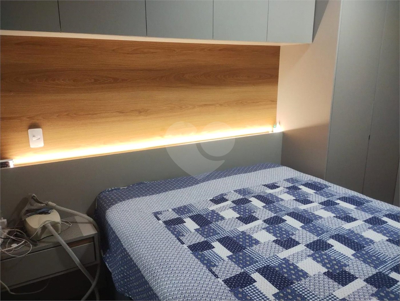 Casa à venda com 3 quartos, sendo 1 suíte, no condomínio Vilagio Vista Real, Paulínia - SP