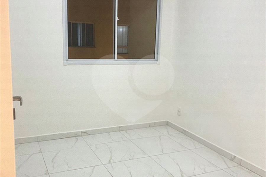 Apartamento à venda com 2 quartos em Parque Edu Chaves, São Paulo, SP