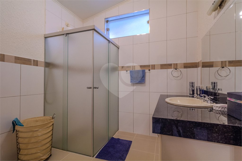 Sobrado à venda com 3 quartos, sendo 1 suíte, em Jardim Vera Cruz, São Paulo, SP