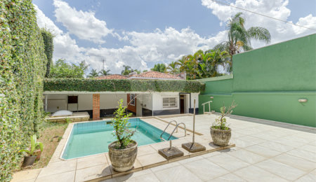 Casa Térrea à venda com 3 quartos, sendo 1 suíte, em Alto da Boa Vista, São Paulo, SP
