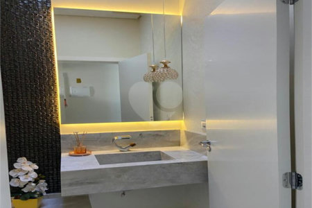 Casa à venda com 3 suítes no condomínio Residencial Maria Dulce, Indaiatuba - SP