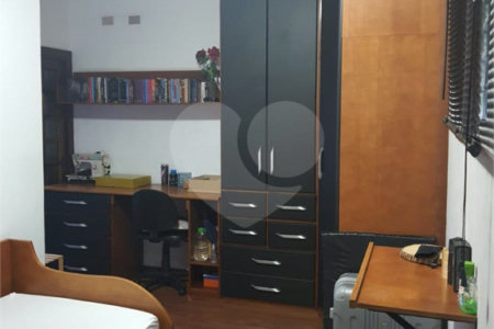 Casa à venda com 3 quartos, sendo 1 suíte, em Anchieta, São Bernardo do Campo, SP