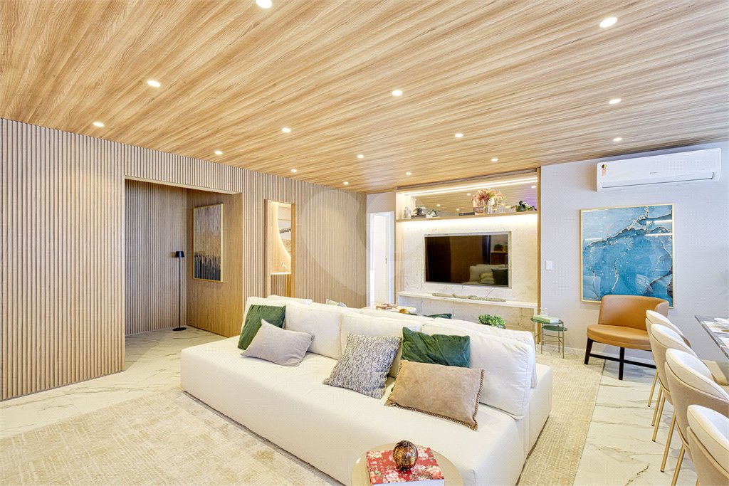 Apartamento à venda com 3 suítes em Vila Clementino, São Paulo, SP