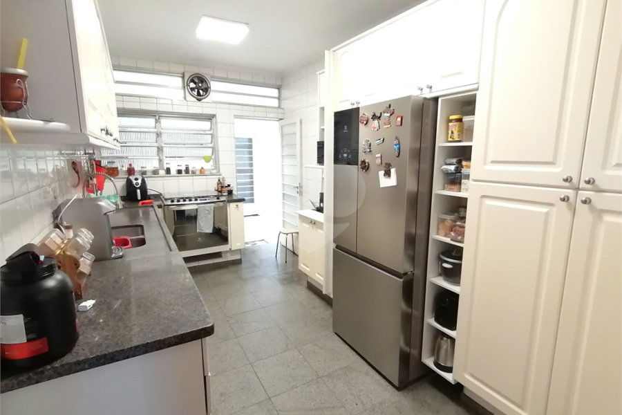 Casa Térrea à venda com 3 quartos, sendo 1 suíte,  em Vila Mariana, São Paulo, SP