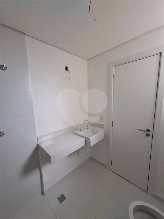 Apartamento à venda com 2 suítes em Vila Homero, Indaiatuba, SP