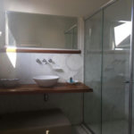 Casa à venda com 5 quartos, sendo 4 suítes, no condomínio Jardim Vitória Régia, São Paulo - SP