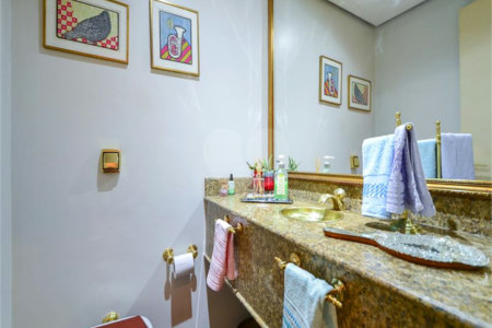 Apartamento à venda com 3 suítes em Vila Suzana, São Paulo, SP