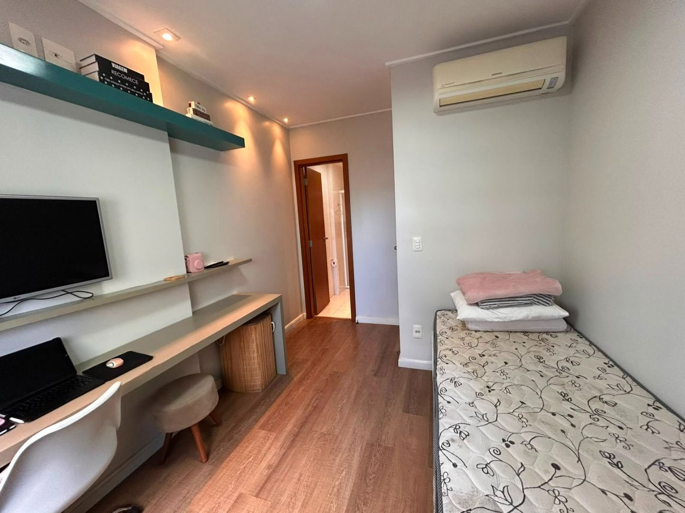 Apartamento com 2 dormitórios à venda, 100 m² por R$ 1.390.000,00 - Pompéia - Santos/SP