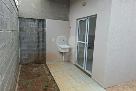 Casa à venda com 2 quartos no condomínio Villagio Allegro, Itapetininga - SP