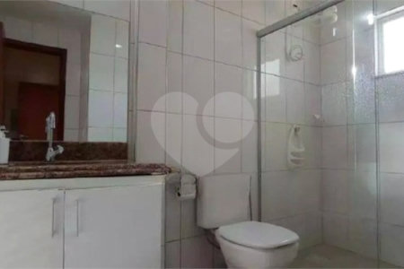 Cobertura à venda com 4 quartos, sendo 2 suítes,  em Algodoal, Cabo Frio, RJ