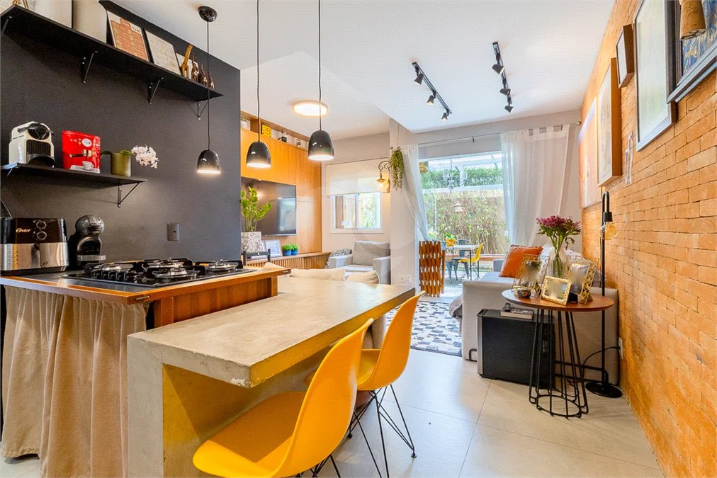 Apartamento à venda com 2 quartos, sendo 1 suíte,  em Vila Andrade, São Paulo, SP