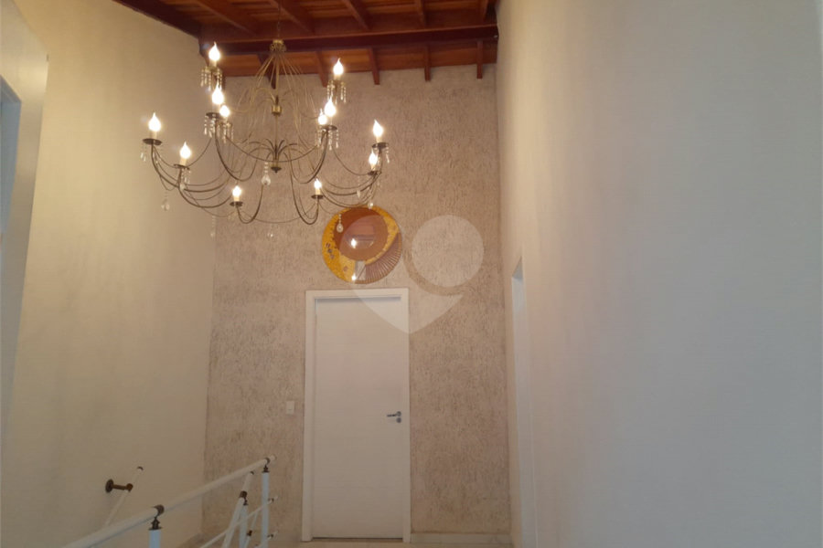 Sobrado à venda com 4 quartos, sendo 1 suíte, em Chora Menino, São Paulo, SP