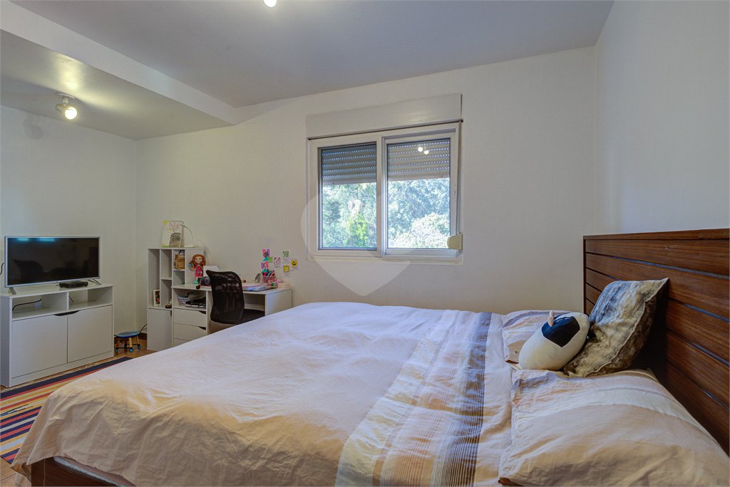 Casa de Vila à venda com 4 quartos, sendo 2 suítes,  em Jardim Marajoara, São Paulo, SP