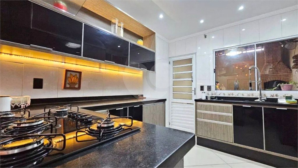 Sobrado à venda com 3 quartos, sendo 1 suíte, em Jardim Nordeste, São Paulo, SP