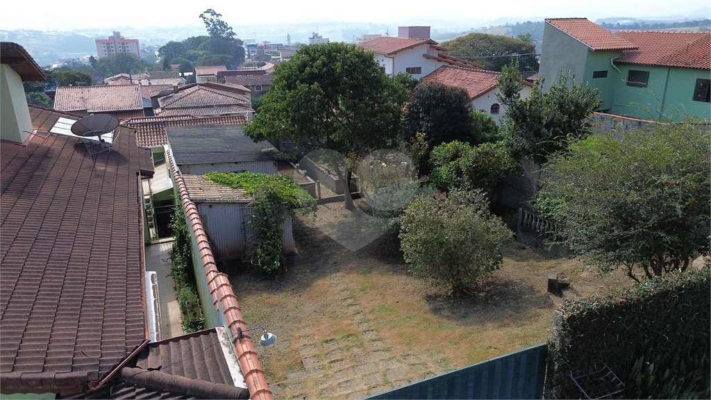 Casa à venda com 3 quartos, sendo 1 suíte, no Centro, Extrema, MG
