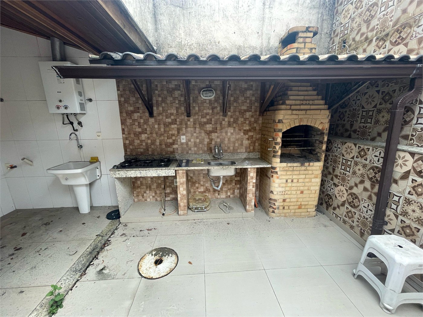 Casa à venda com 3 quartos, sendo 2 suítes, em Campo Grande, Rio de Janeiro, RJ