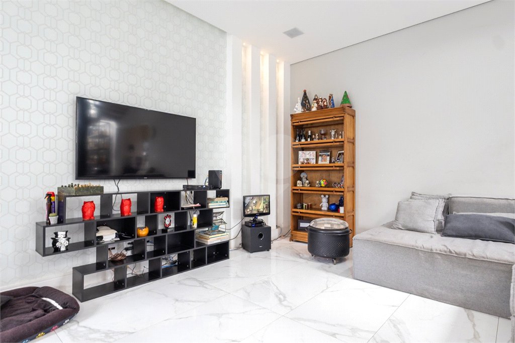 Casa à venda com 4 suítes no condomínio Villa Castanheira, São Paulo - SP