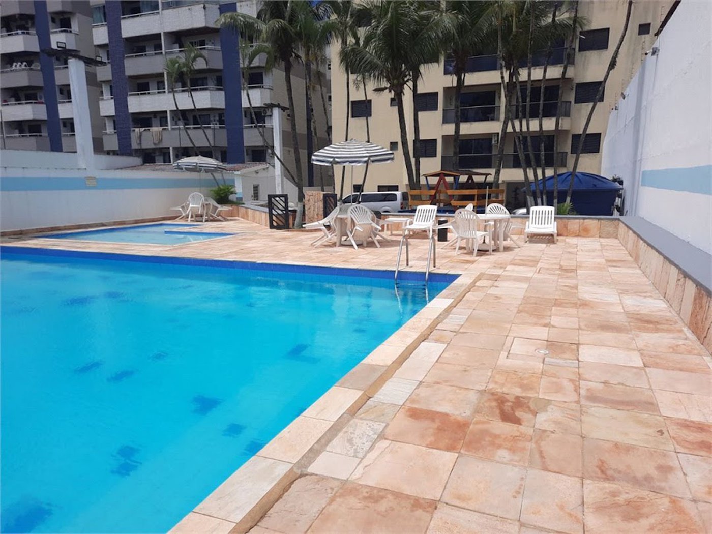 Apartamento Residencial à venda, Jardim Enseada, Guarujá - AP0795.
