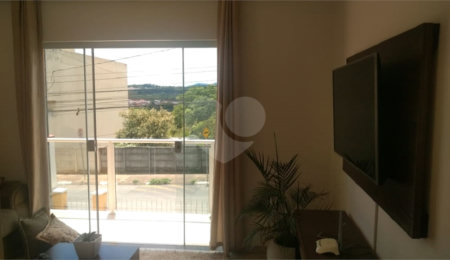 Sobrado à venda com 3 quartos em Jardim das Cerejeiras, Atibaia, SP