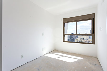 Apartamento à venda com 3 suítes em Sumarezinho, São Paulo, SP