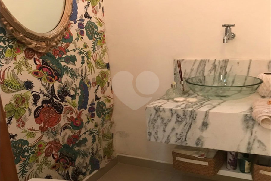 Sobrado à venda com 3 quartos, sendo 1 suíte,  em Santa Teresinha, São Paulo, SP