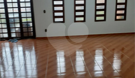 Casa à venda com 3 quartos, sendo 2 suítes,  em Parada Inglesa, São Paulo, SP